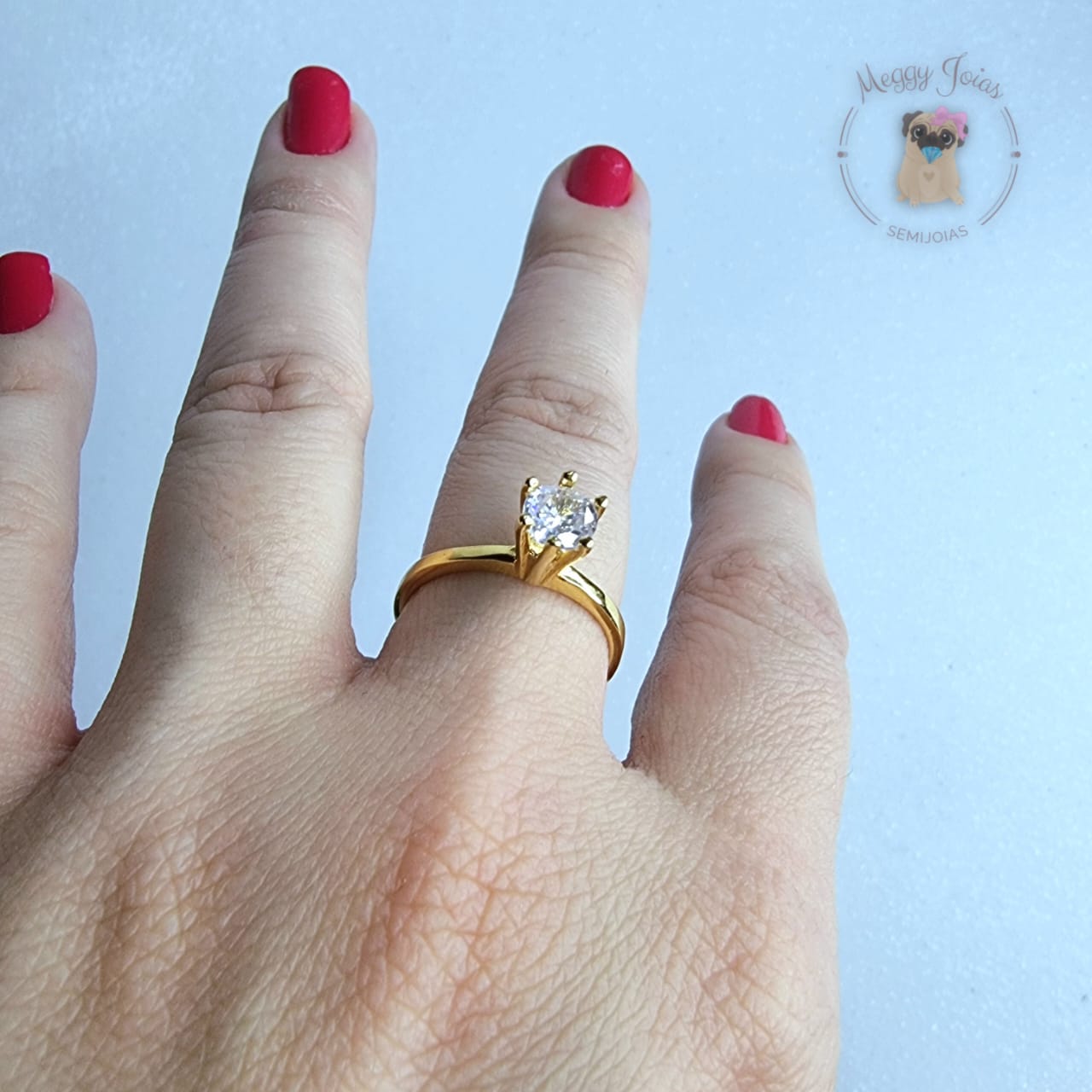 Anél folheado a ouro solitário chuveiro